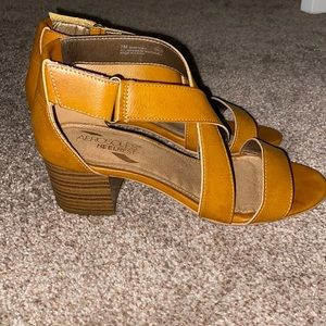 Tan heel sandals